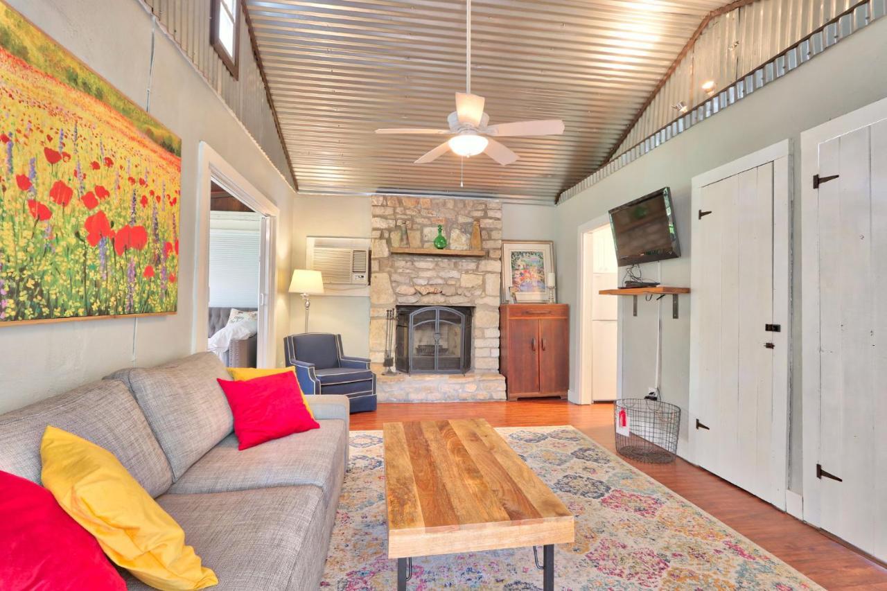 Villa Creekside Cabins - The Getaway Wimberley Exterior foto