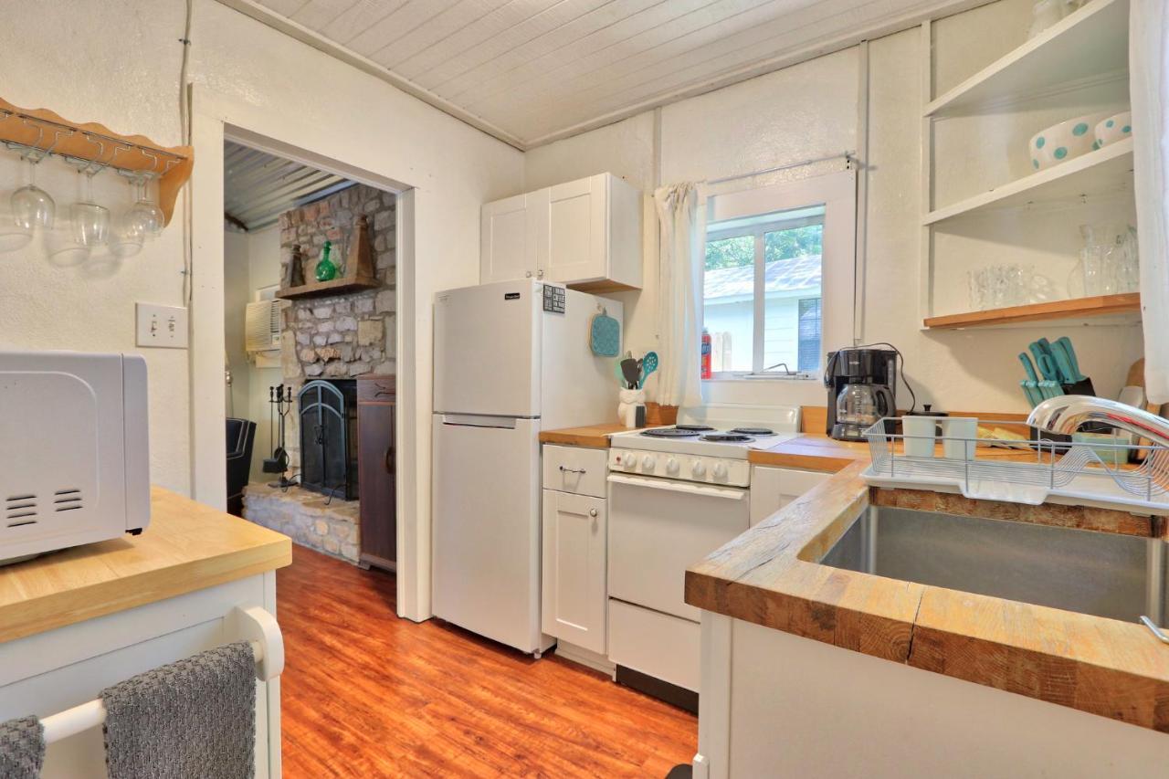 Villa Creekside Cabins - The Getaway Wimberley Exterior foto